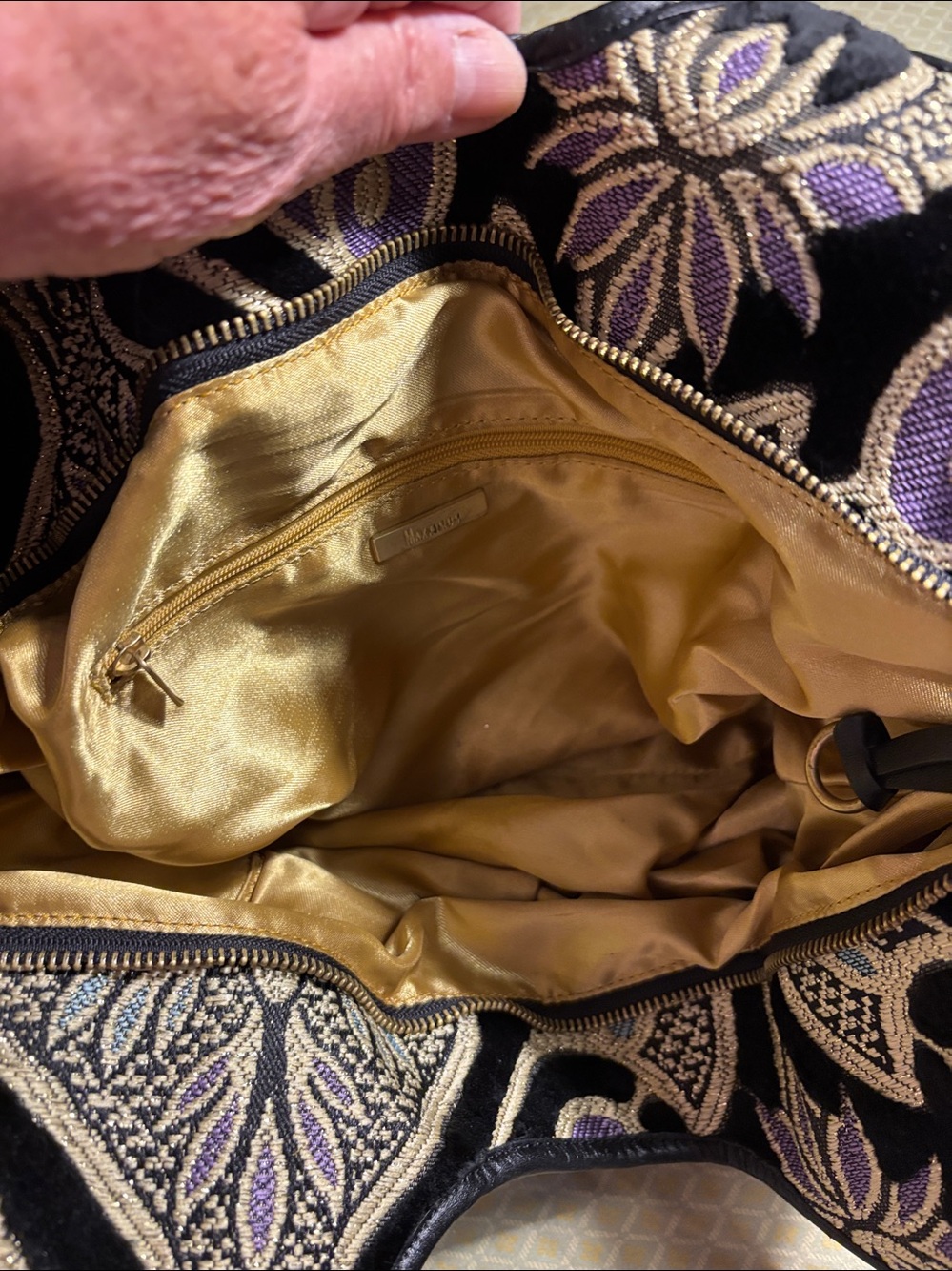 Maximum Handbag - Picture 4 of 7